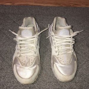 Women White Huaraches Size 7.5